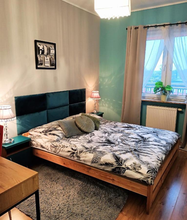 2-Room Apartment Nowy Dwór Mazowiecki Eksteriør billede