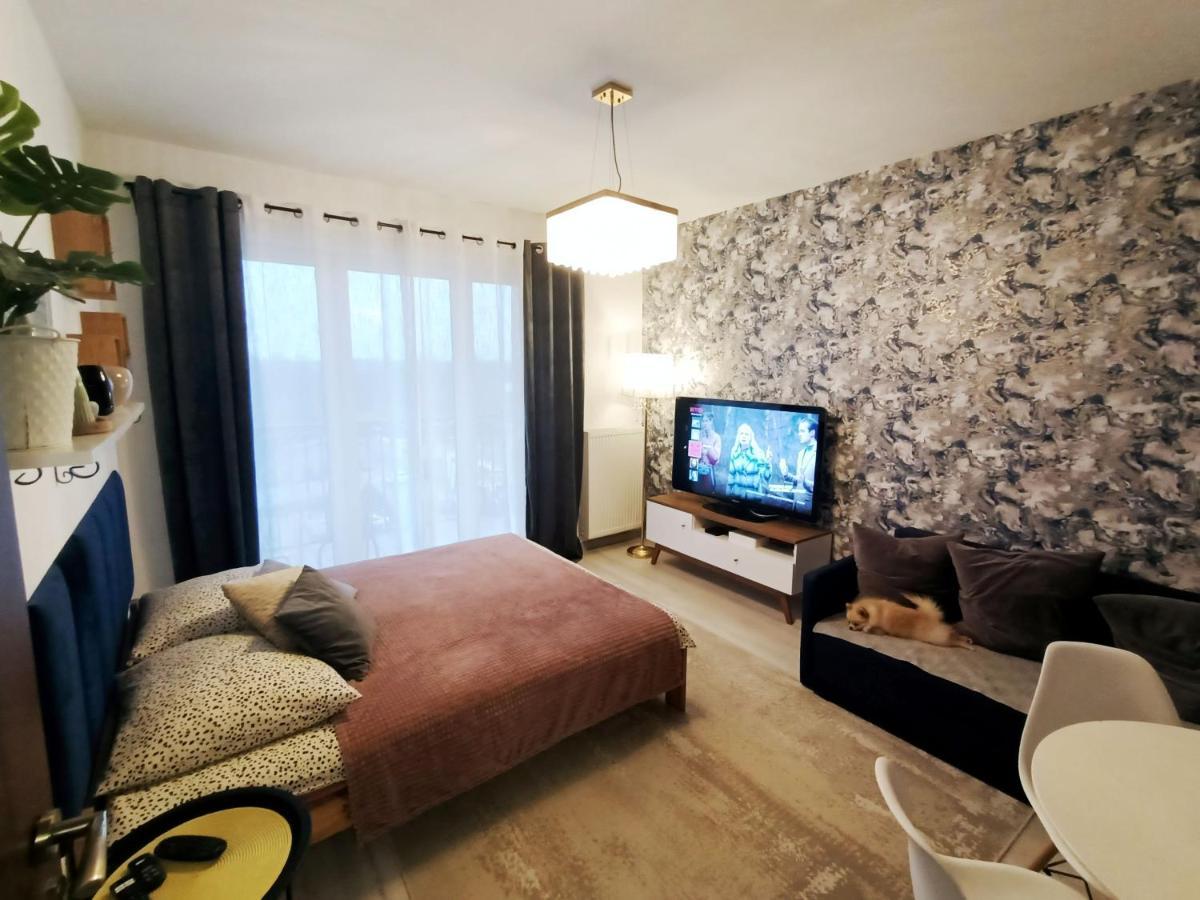 2-Room Apartment Nowy Dwór Mazowiecki Eksteriør billede
