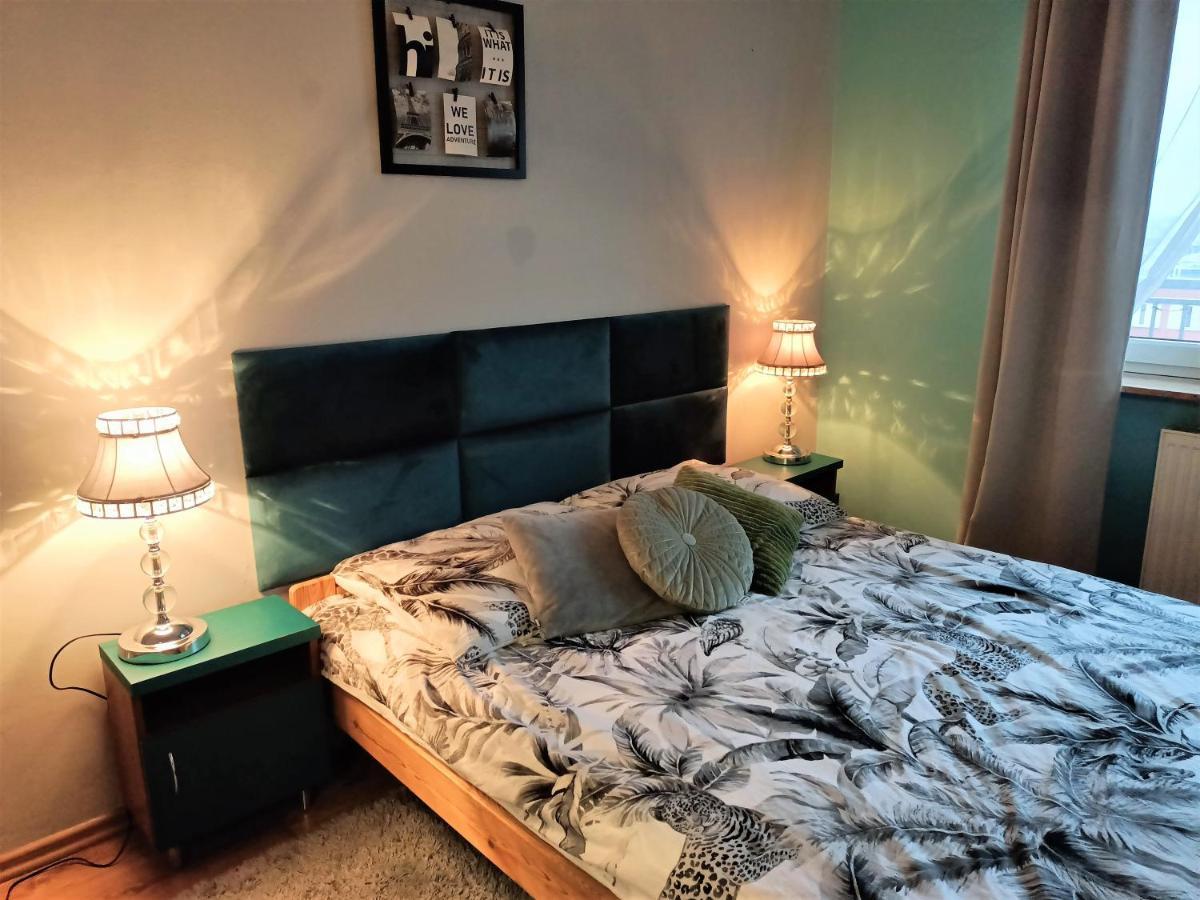 2-Room Apartment Nowy Dwór Mazowiecki Eksteriør billede